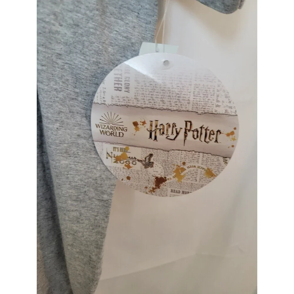 Harry Potter Hogwarts Crest Men's T-Shirt XL Gray Wizarding World Short Sleeve - Picture 3 of 4